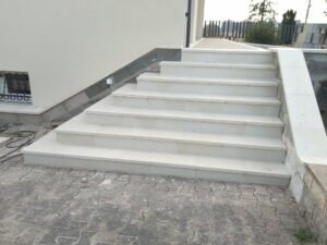 Chantier réalisation escalier extérieur